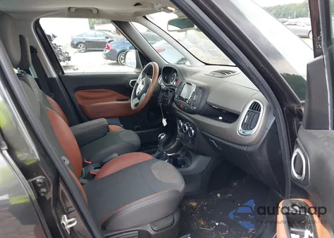 2015 Fiat 500L Trekking z USA, uszkodzony, nr VIN ZFBCFADH4FZ032474